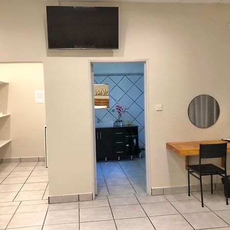Riverise Guesthouse 马翁 外观 照片