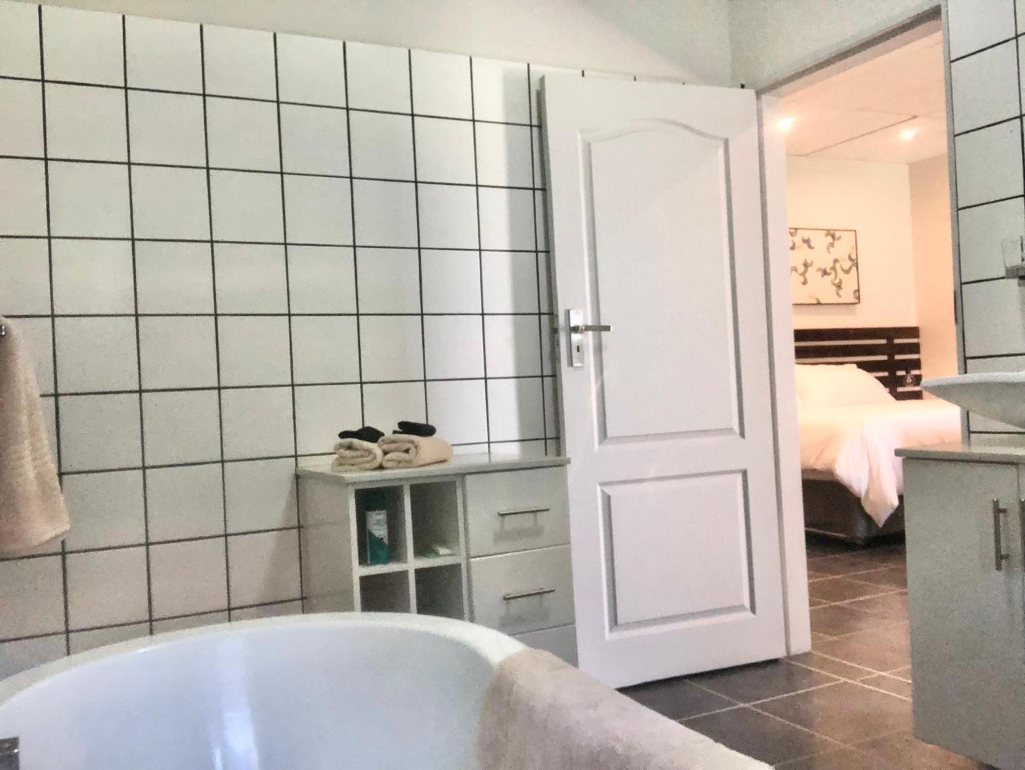 Riverise Guesthouse 马翁 外观 照片